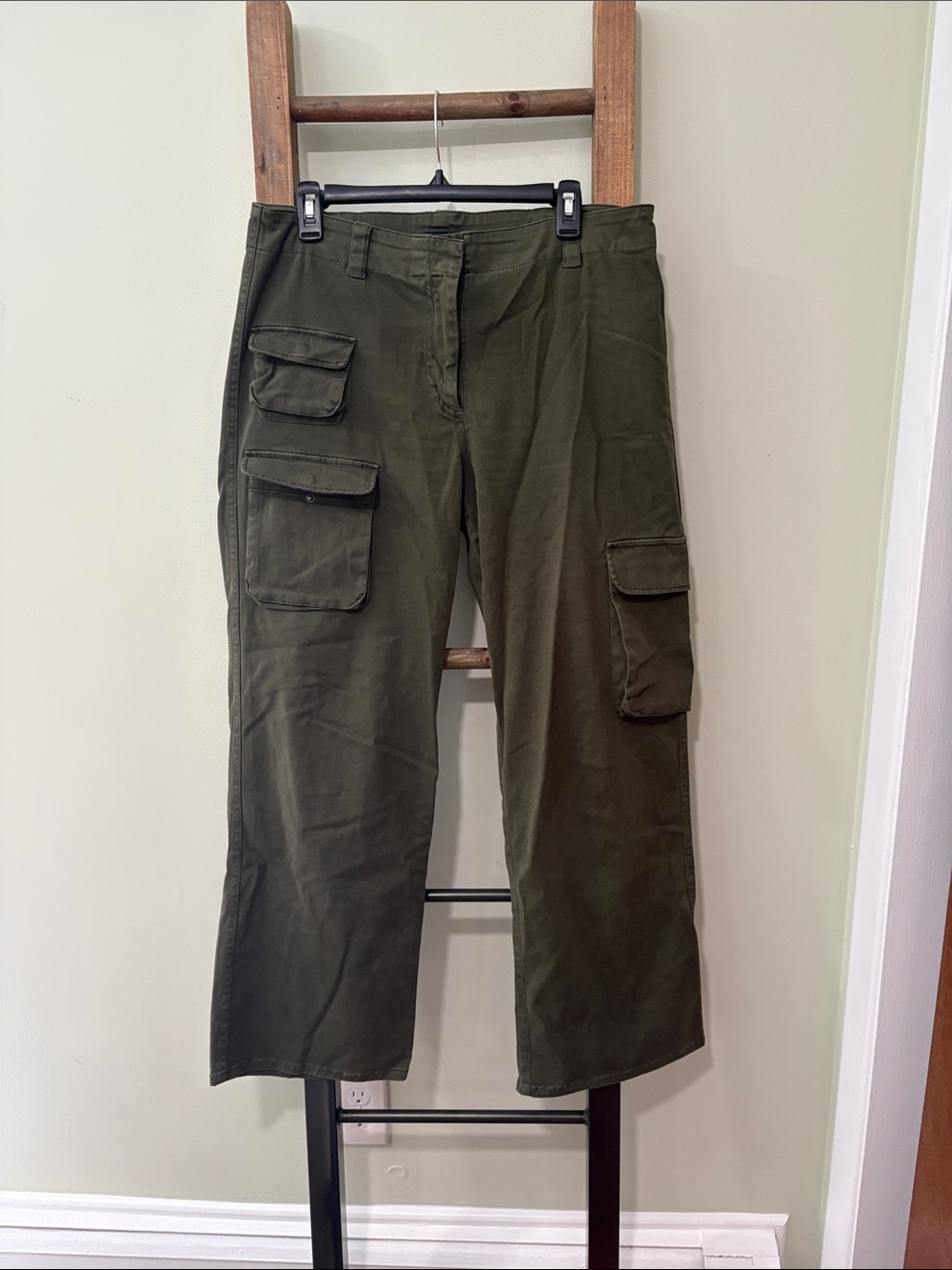 Women’s Olive Green Cargo Pants
